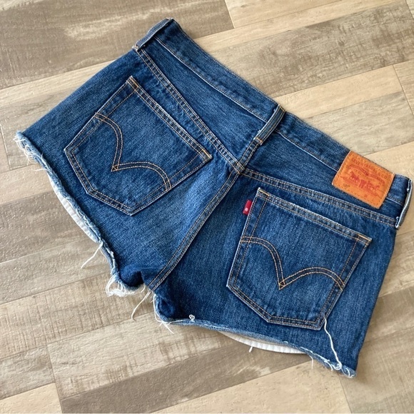 Levi's 501 Button Fly Cutoff Denim Jean Shorts Cheeky EB - Picture 2 of 14
